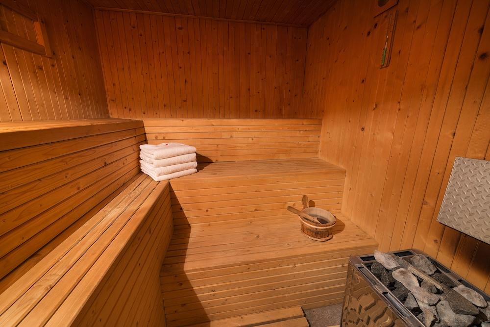 Hotel Astra Livigno Exterior photo
